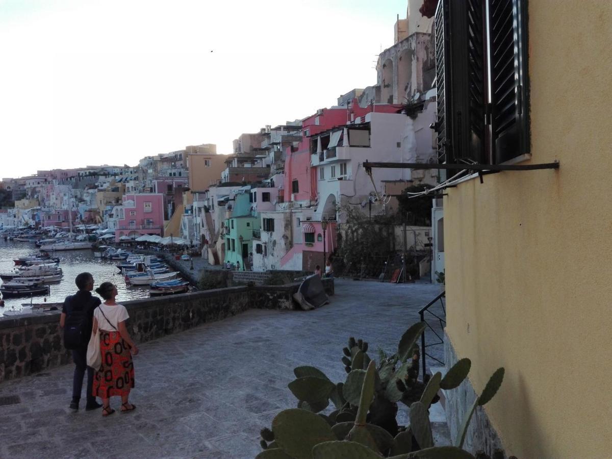 Residenza Mena Marina Corricella Apartamento Procida Exterior foto